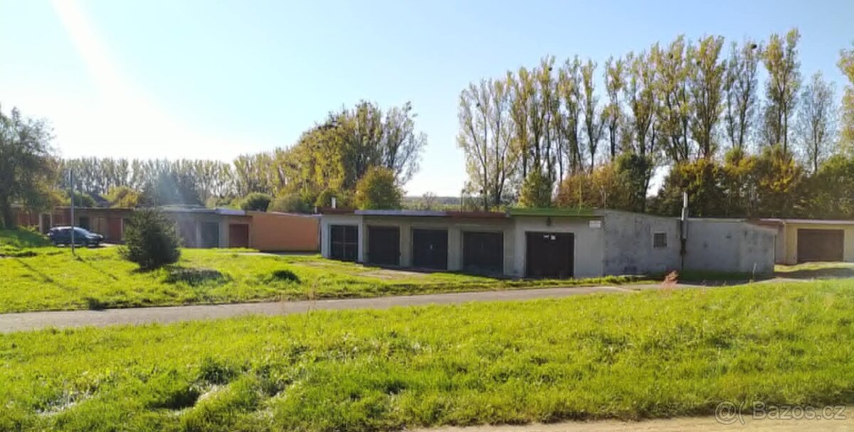 GARÁŽ NA PRODEJ V HULÍNĚ - 5