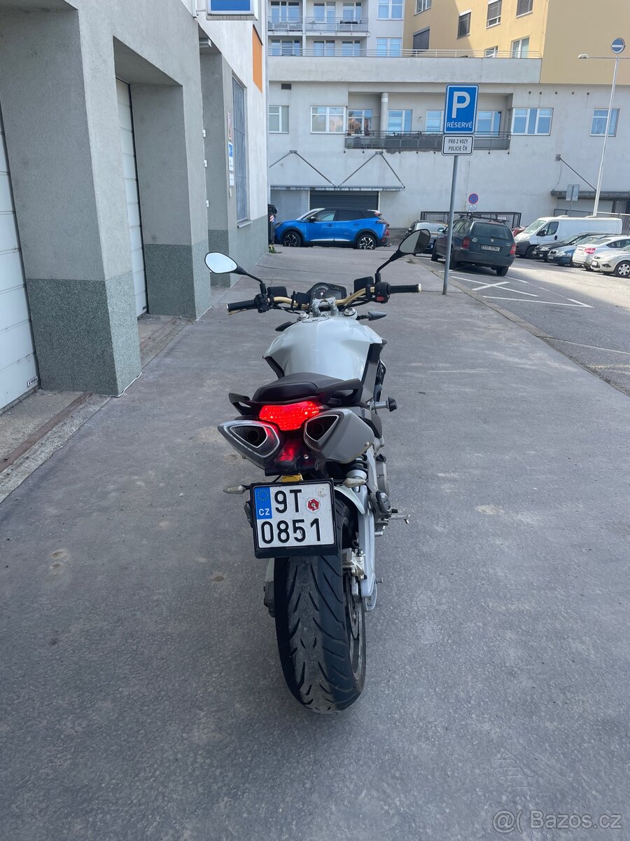 Aprilia Shiver 750 - 5