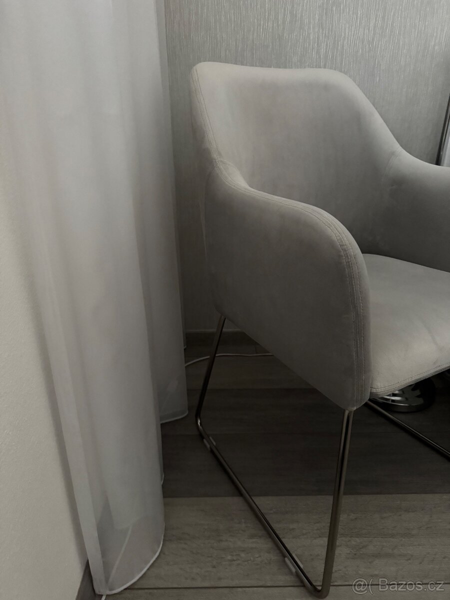 Sametová židle s podruckami - 5