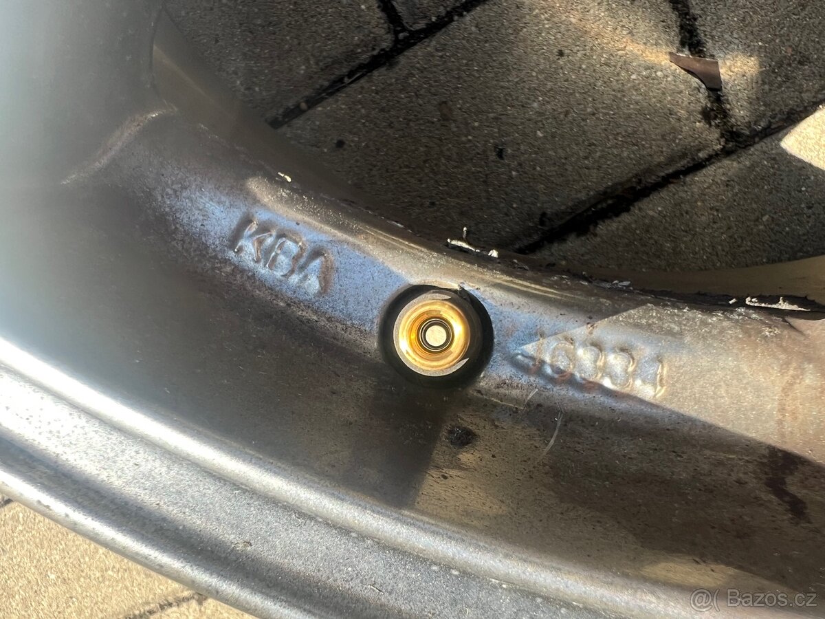 ALU disky DOTZ 18 5×139,7