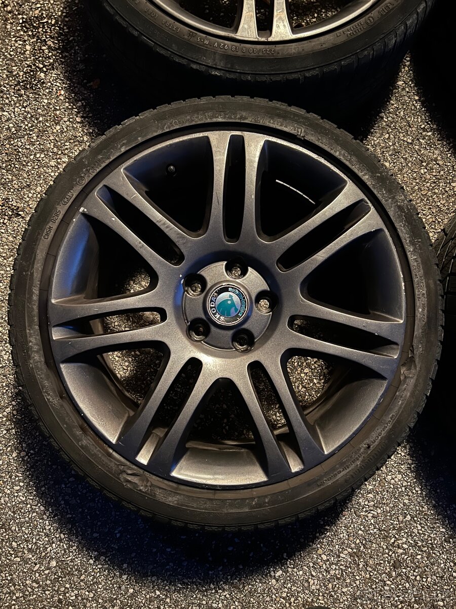 ALU Škoda Themisto 5x112 R18 (Superb II. original) - 5