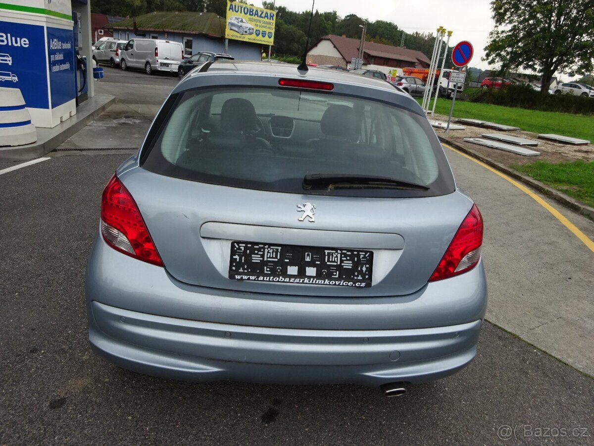 Peugeot 207 1,6 HDI - 5
