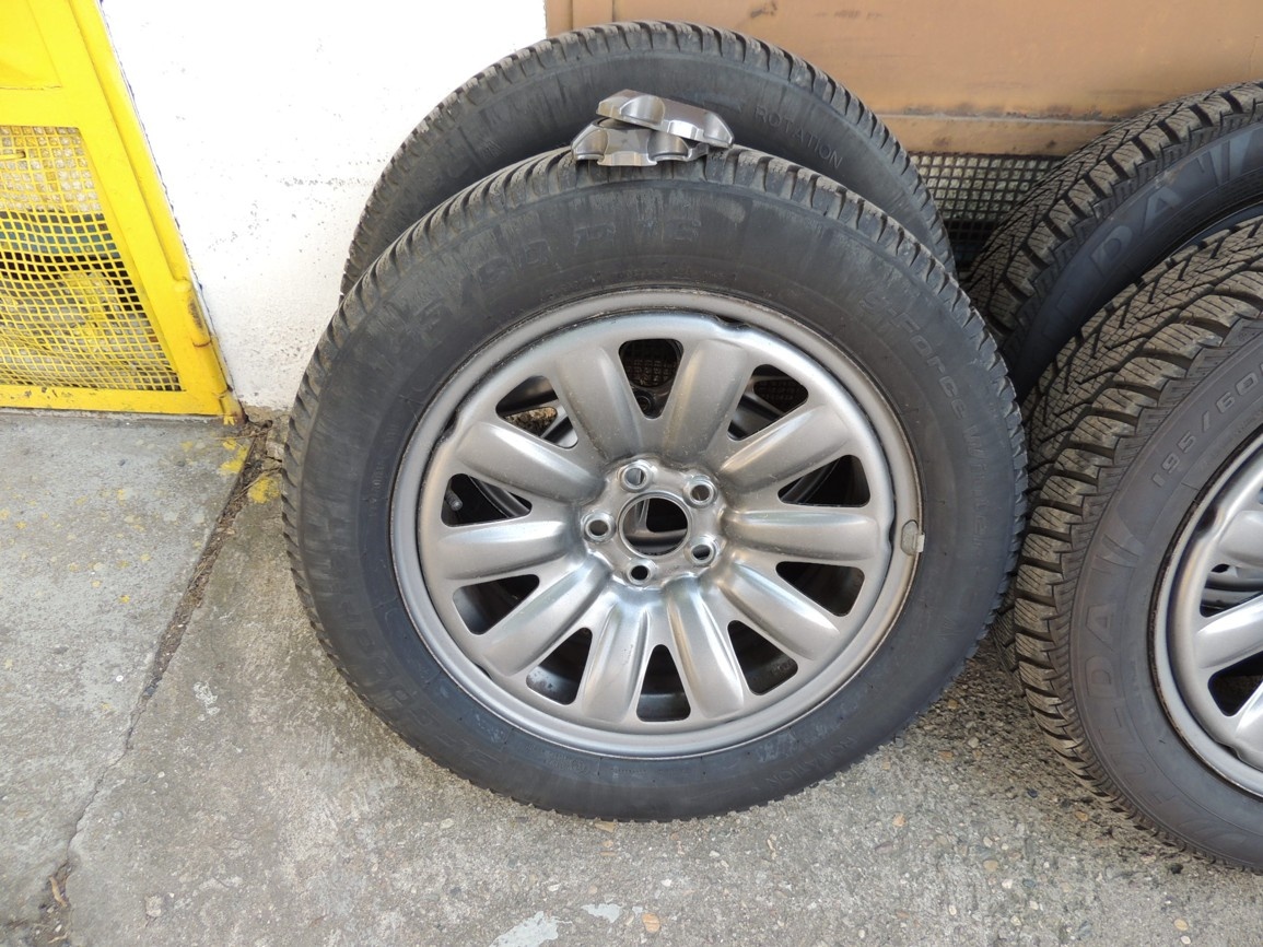 4ks plechových disků Škoda Scala+zimní pneu 195/60/16 - 5