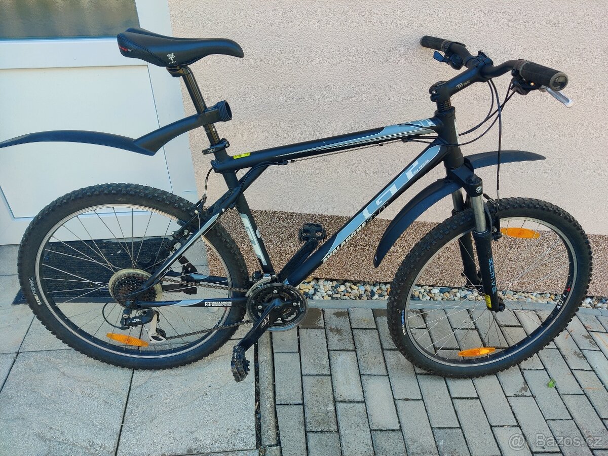Horské kolo GT Avalanche 3.0 - 5