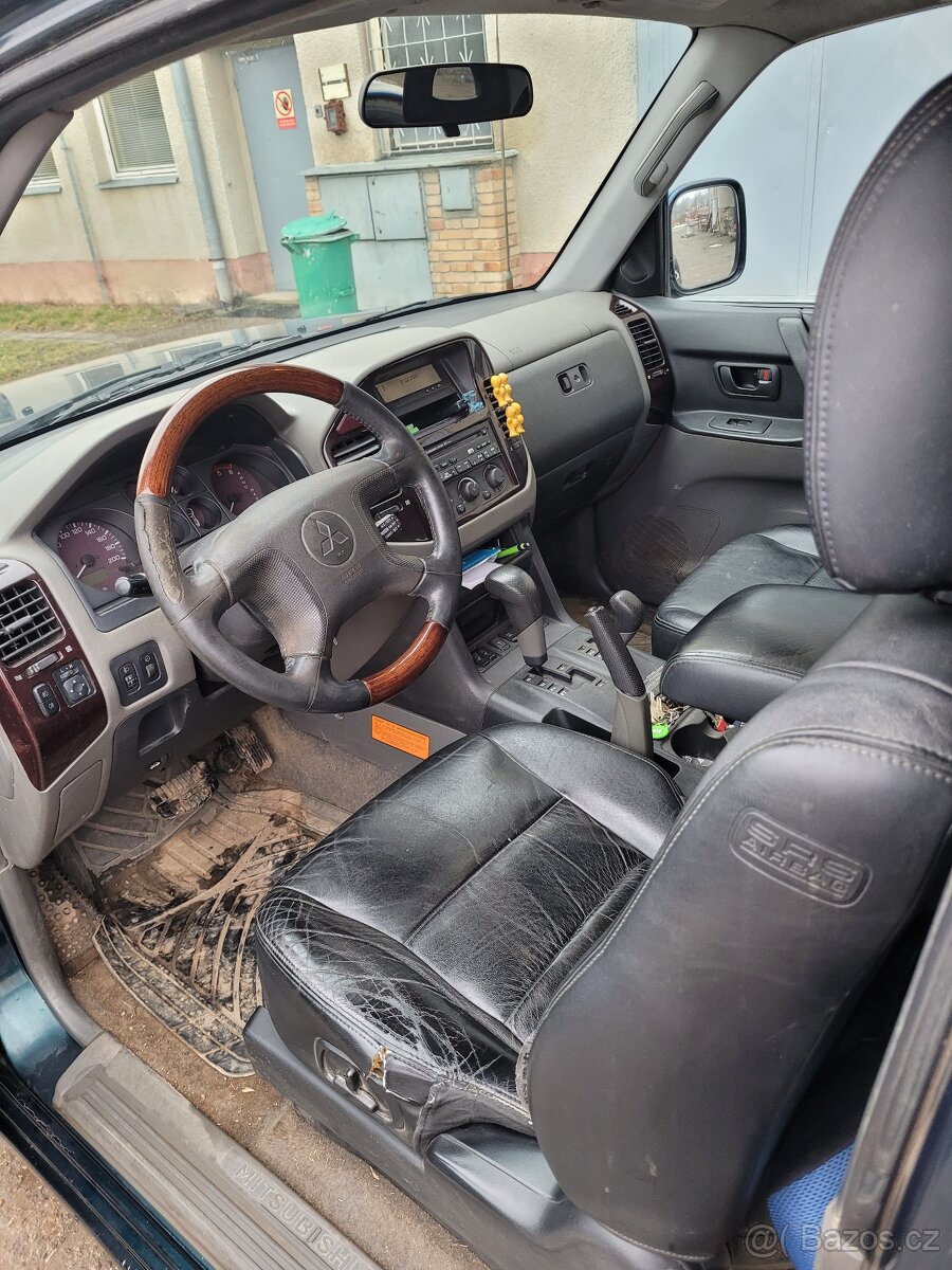 Mitsubishi Pajero 3,2D 4x4 automat - 5