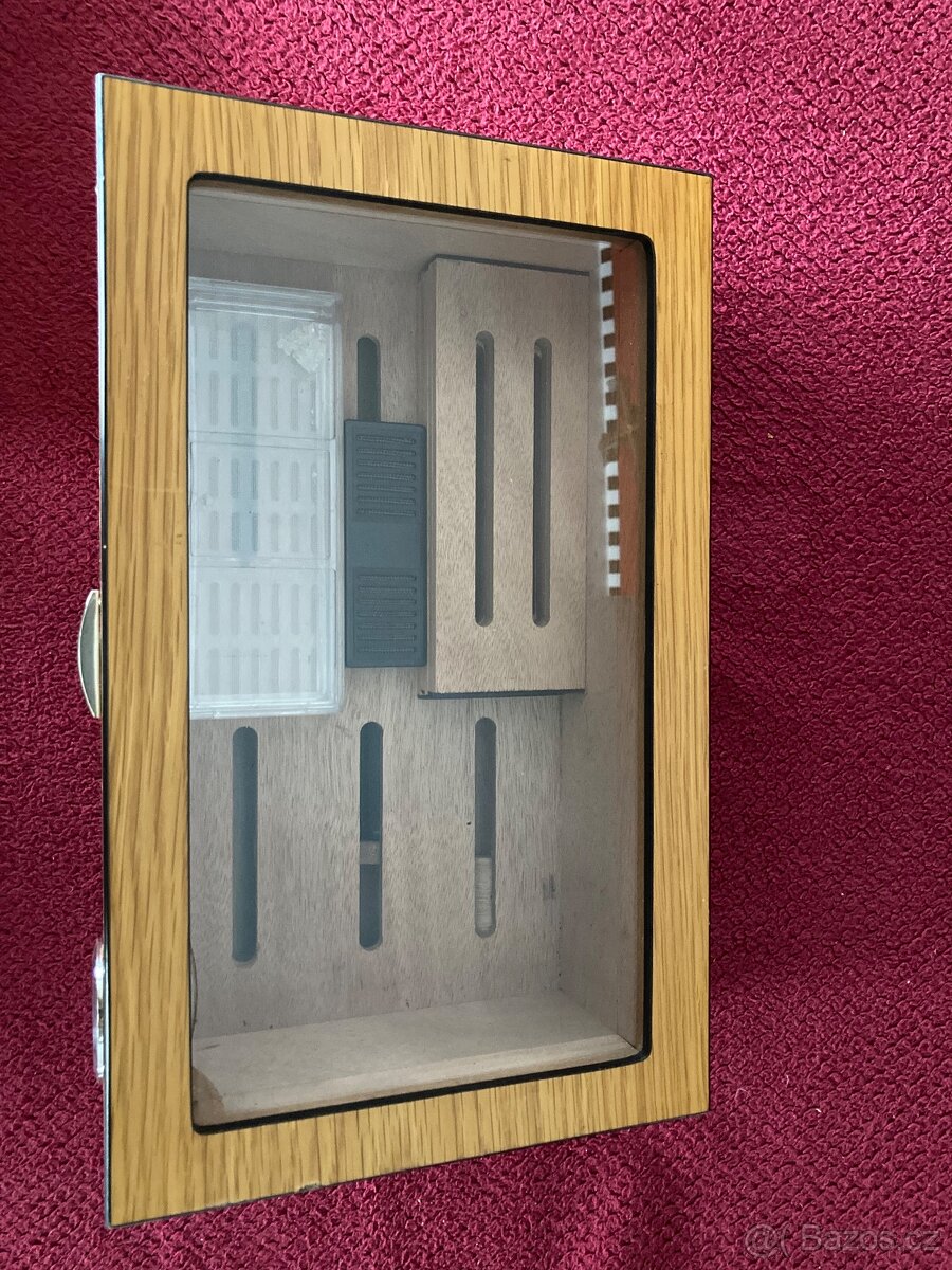 Humidor+popelník na doutníky - 5