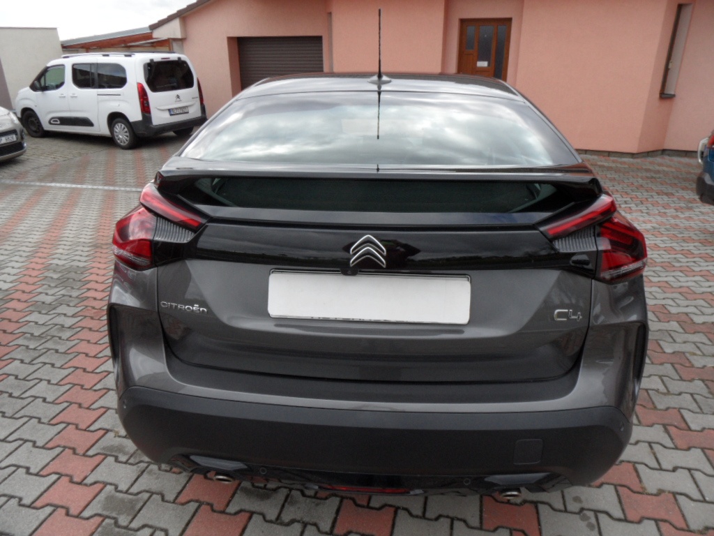Citroen C4 1.2 PureTech,81kw,plná výbava,naj.105000km - 5
