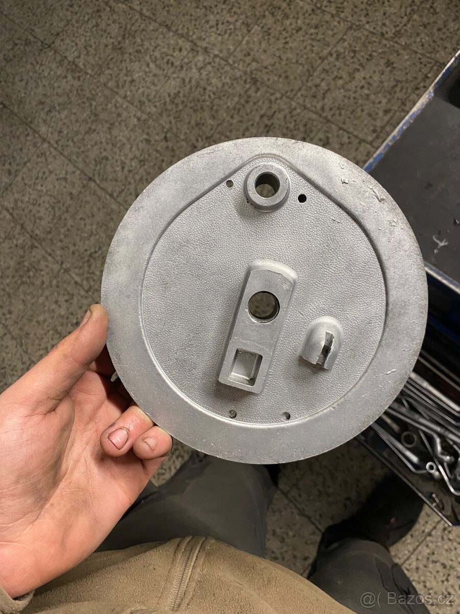 Čistění hliníkových dílů balotinou - 5