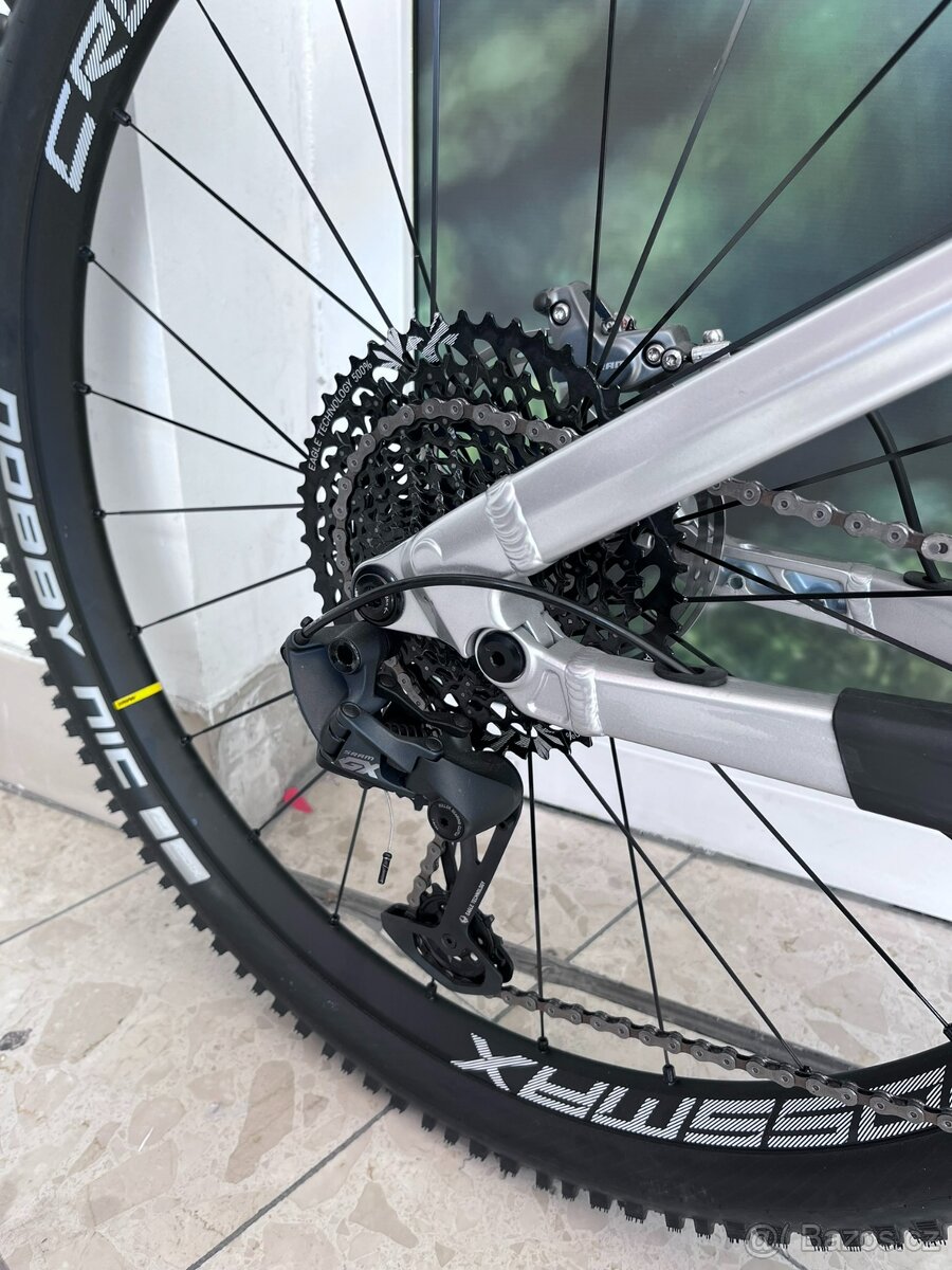Lehké celoodpružené elektrokolo Corratec BOSCH SX - 5