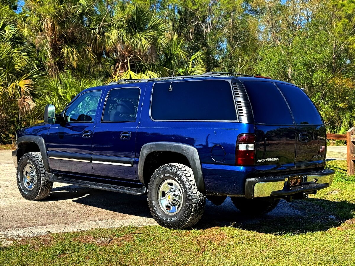 2001 Chevrolet Suburban 2500 LT | 8.1 V8 | 4x4