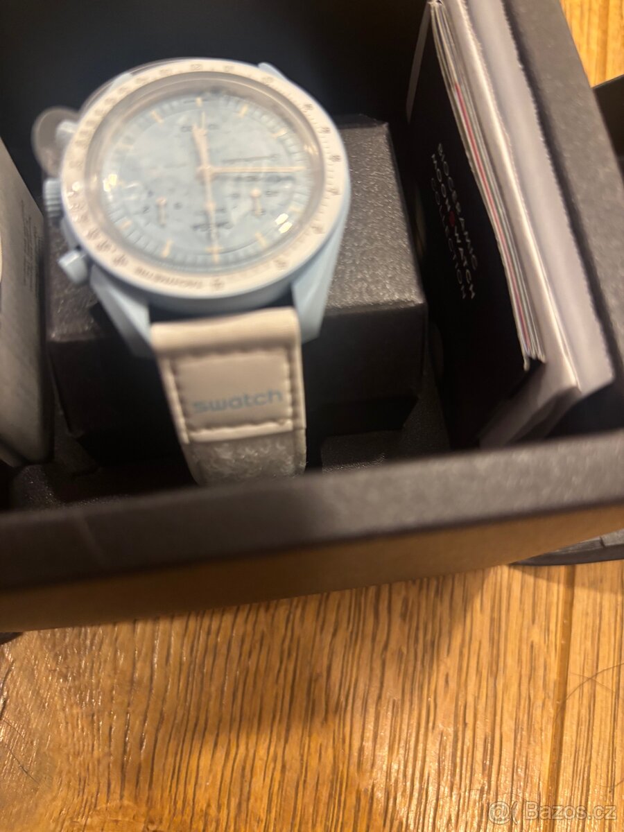 MoonSwatch Mission To Uranus - 5