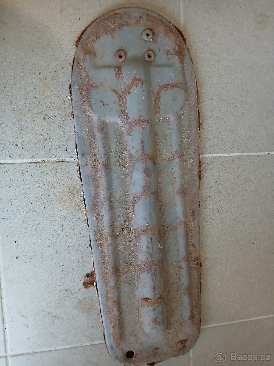 Jawa 50 pionyr - plech sedla - 5