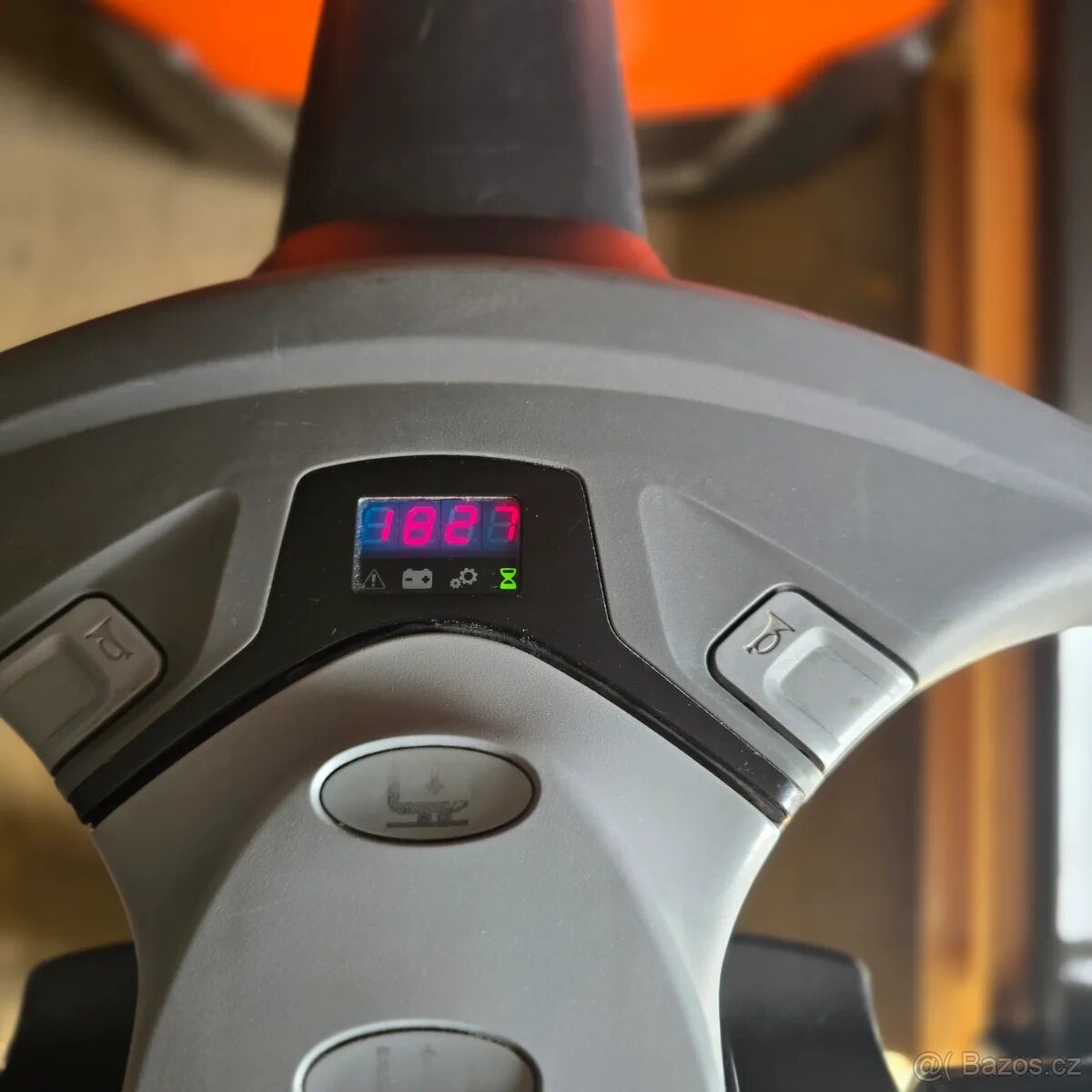 Toyota SWE 200D • 2020 • gelová baterie • vestavěná nabíječk - 5