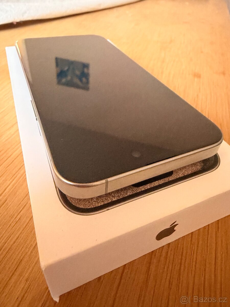 iPhone 15 Pro Max 256GB - 5