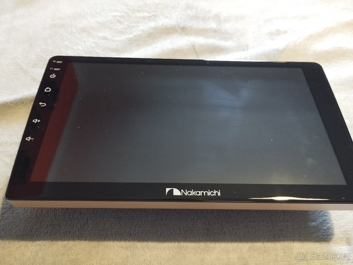 Nakamichi 9" android radio - 5
