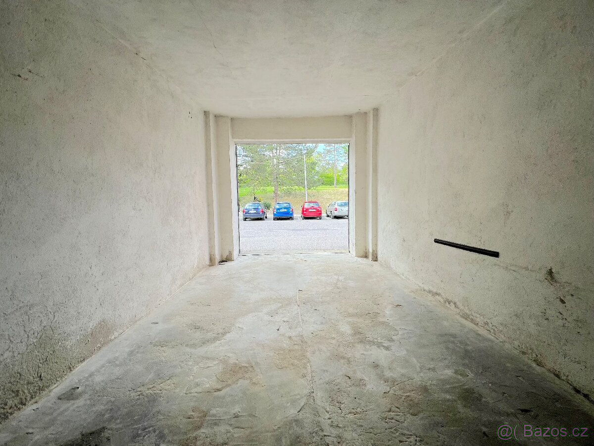 Pronájem zděné garáže - Pod Soudním Vrchem, Znojmo - 5