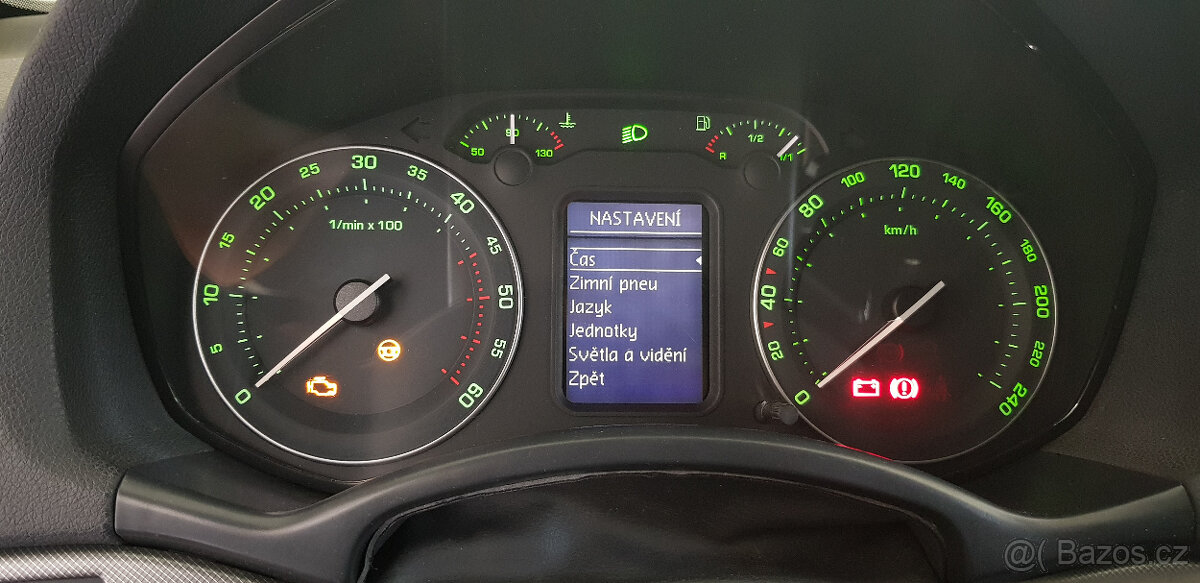 Octavia 2 maxidot budíky - 5