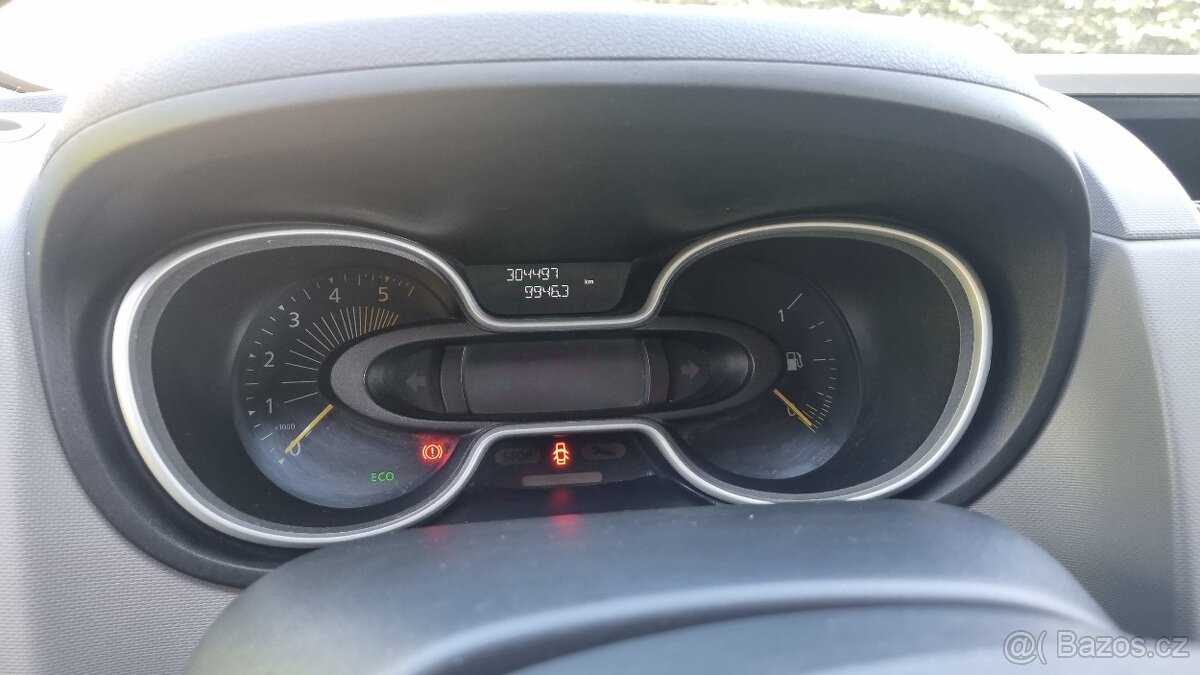 Renault Trafic, 9 míst, L1H1, CR, 92kW, 1.majitel, r.v. 2015 - 5