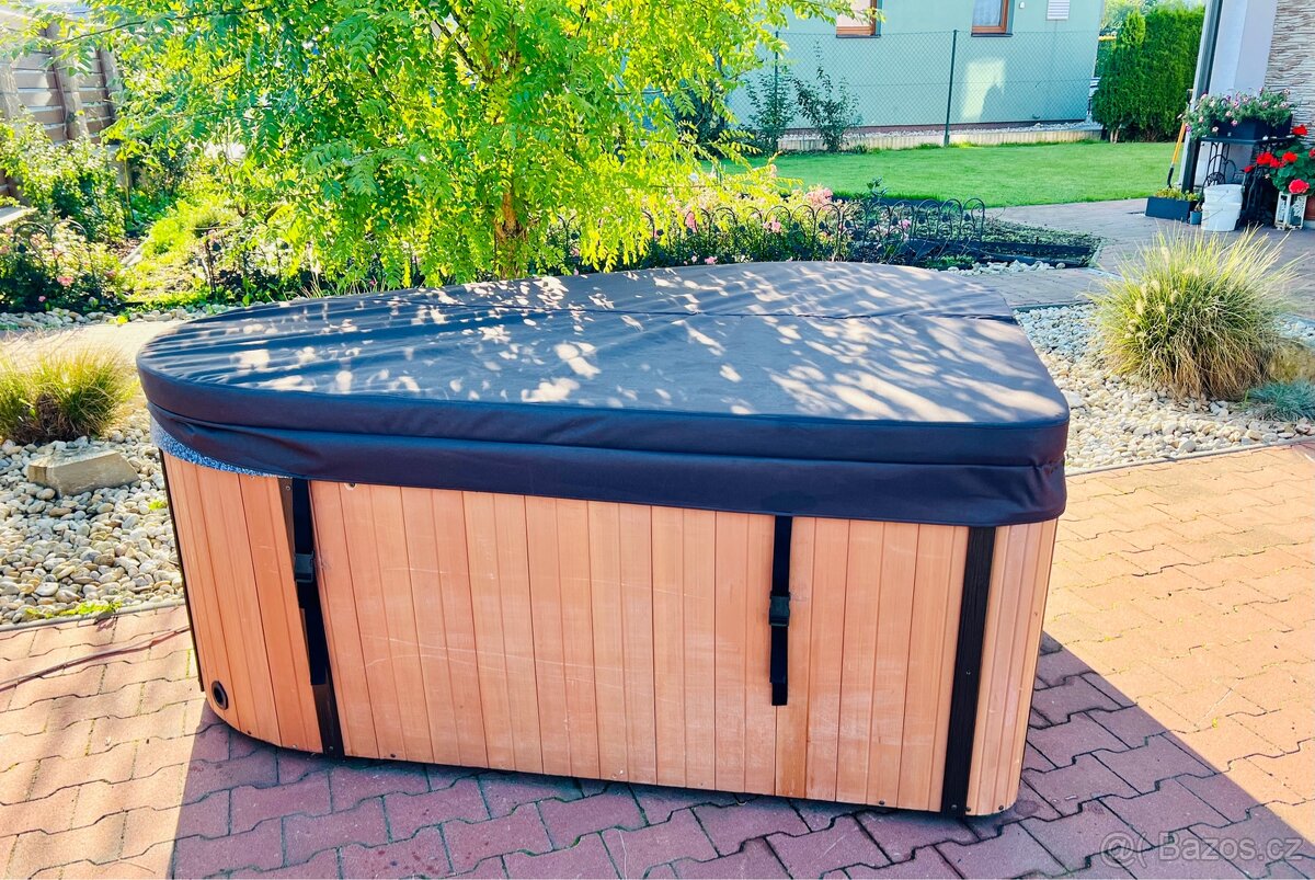 Vířivka, záruka, zateplená, 2 osoby - 5