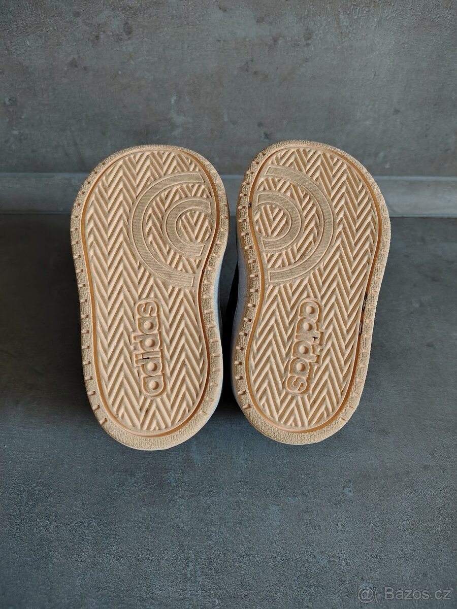 Dětské zateplené tenisky Adidas - 5