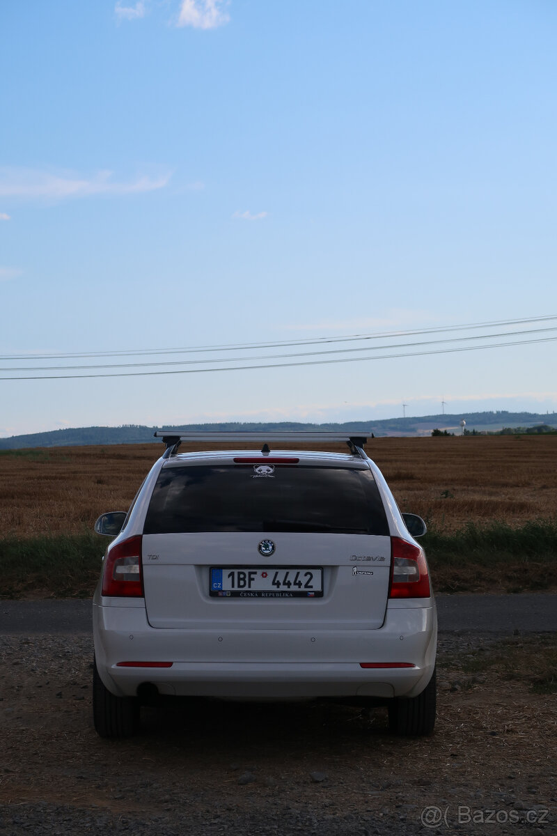 Prodám Škoda Octavia II facelift r.v. 2011 - 5