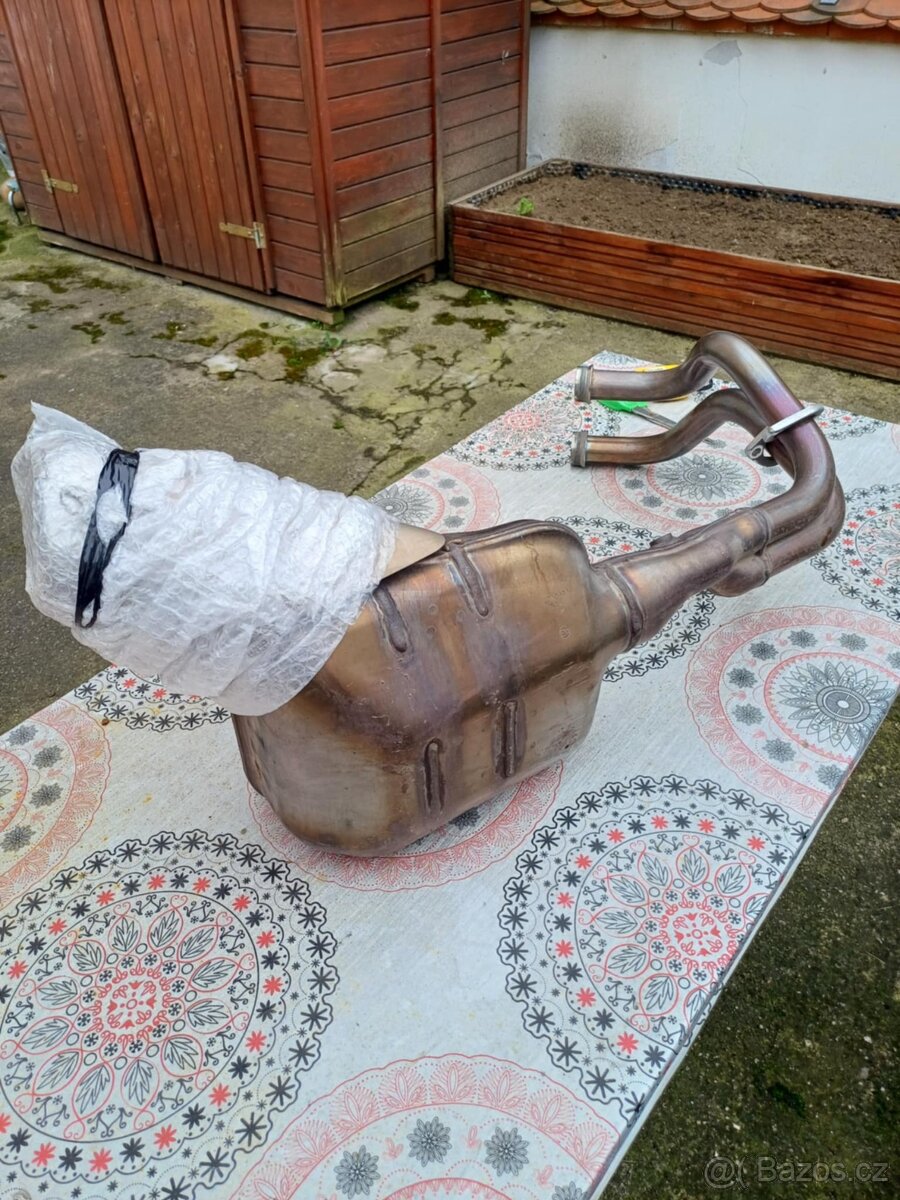 Výfuk mt 07 ročník 2018 - 5