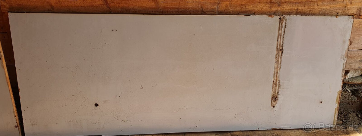 Dřevotříska 175/175/1,5; umakart deska - 5