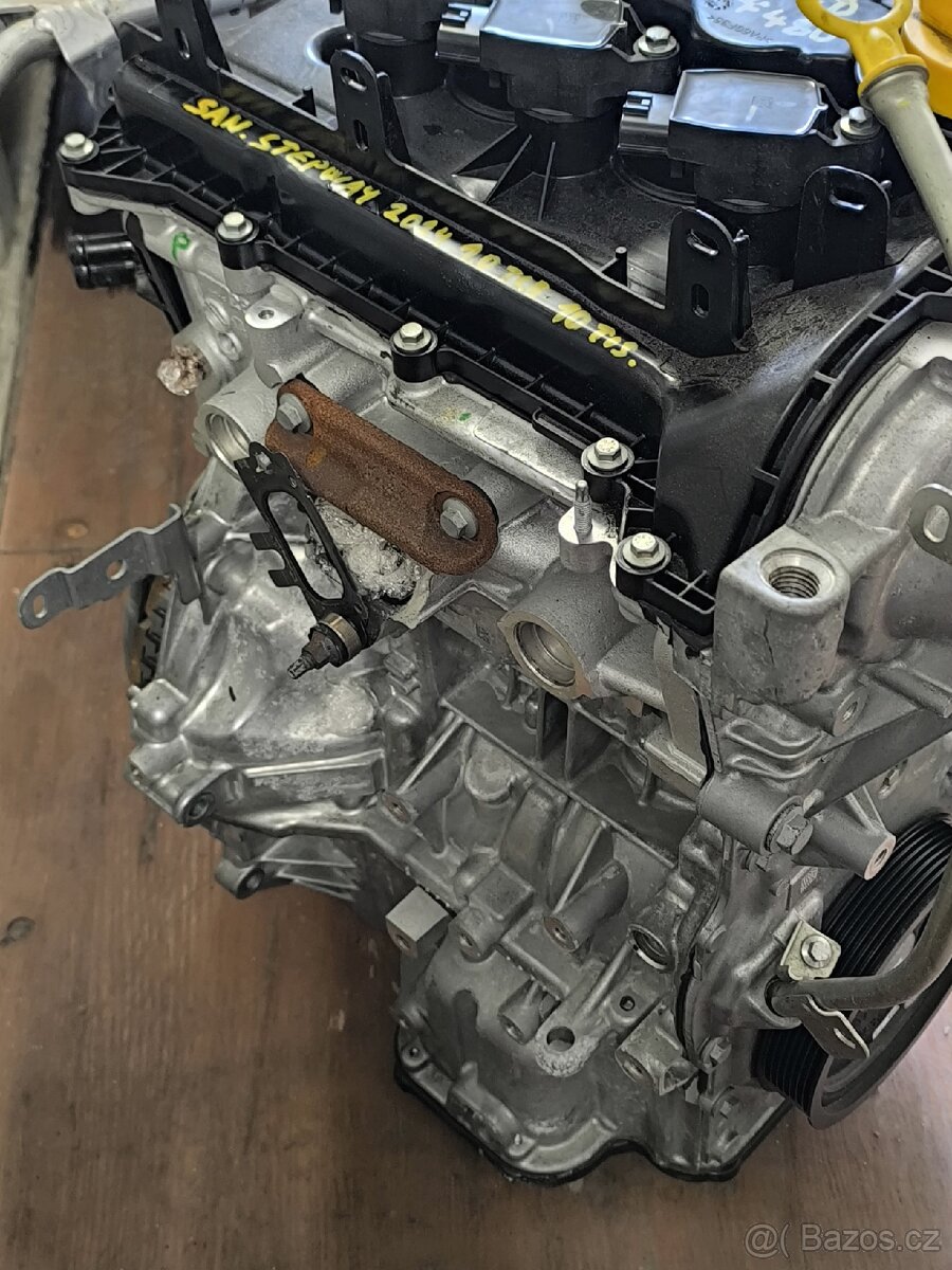 Motor Dacia Sandero 3 - 5