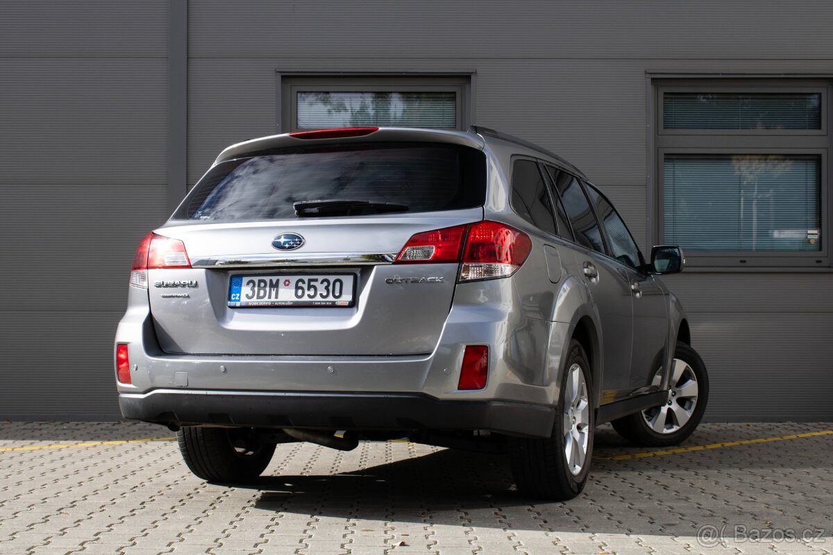 Subaru Outback 2011