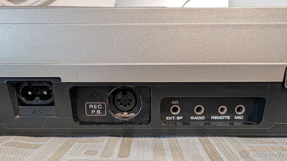 Kazetový magnetofon Hitachi TRQ-295R - 5