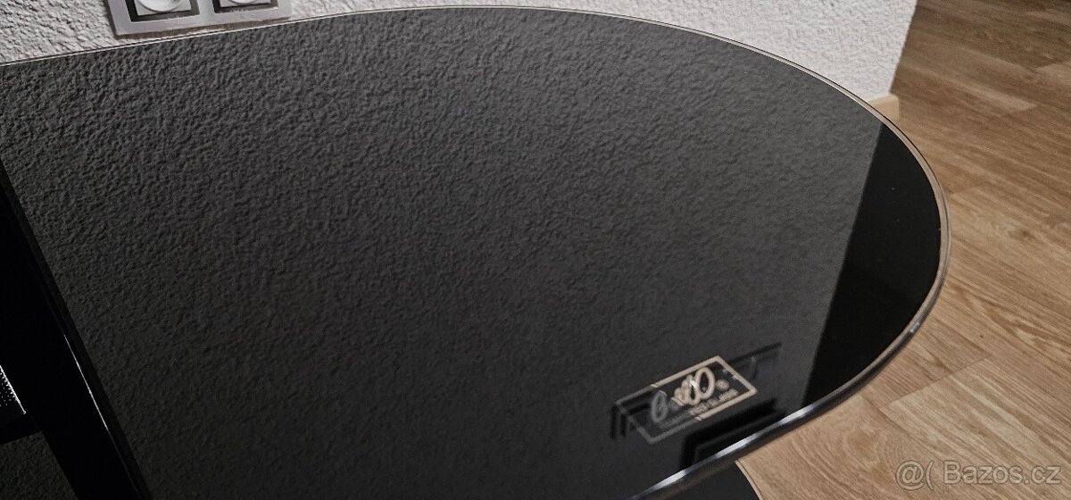 Televizní stolek, držák na televizi. - 5