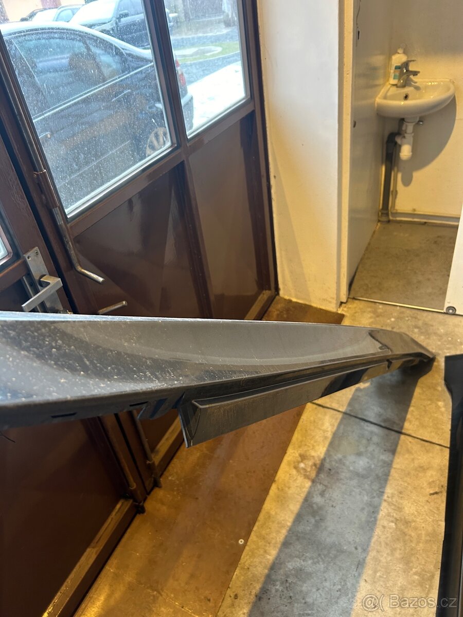 Bmw e61 Lci - Mpaket prahy PLATINGRAU - 5