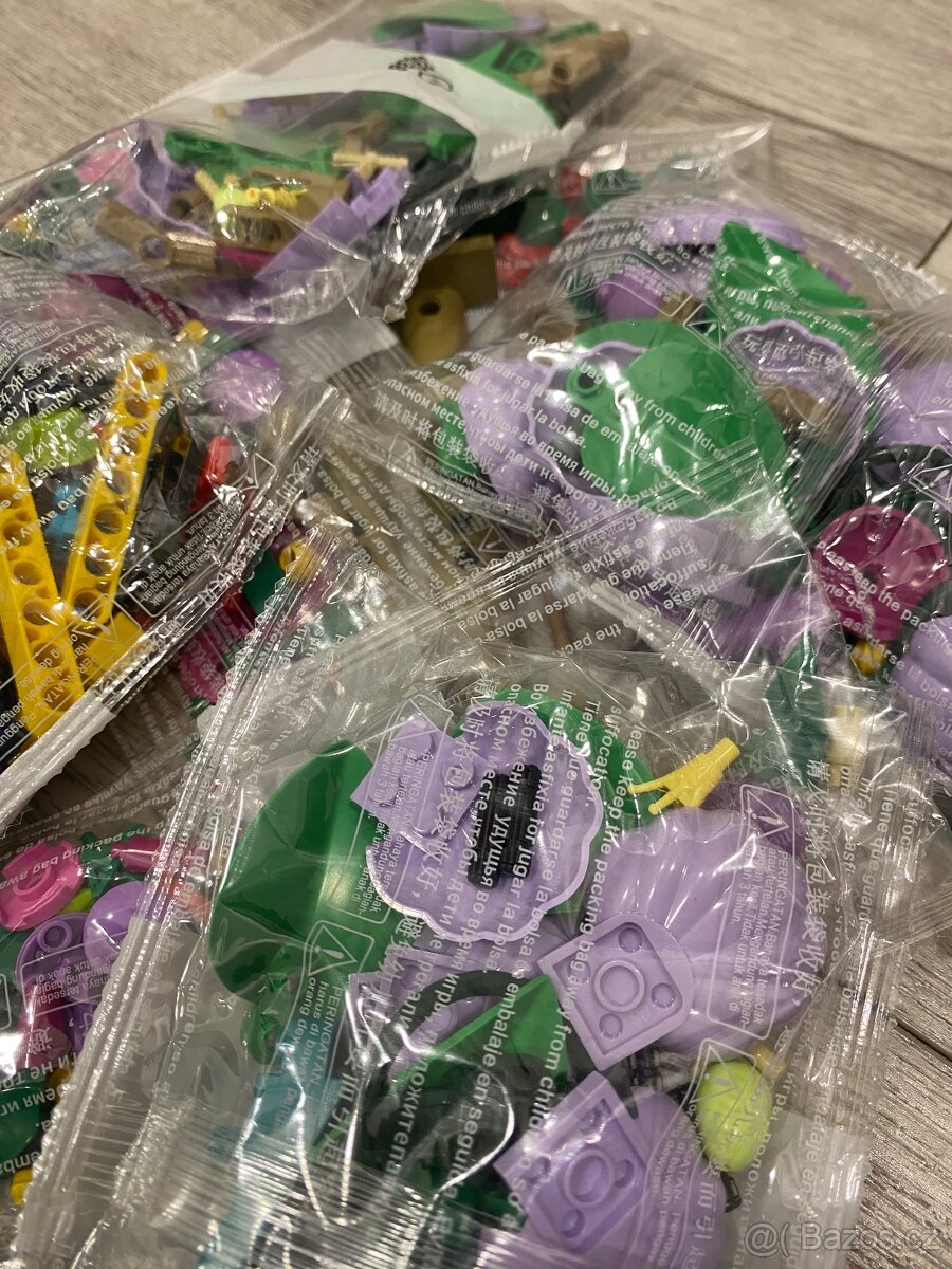 NOVÉ Ibišek - 660ks kostek - 5