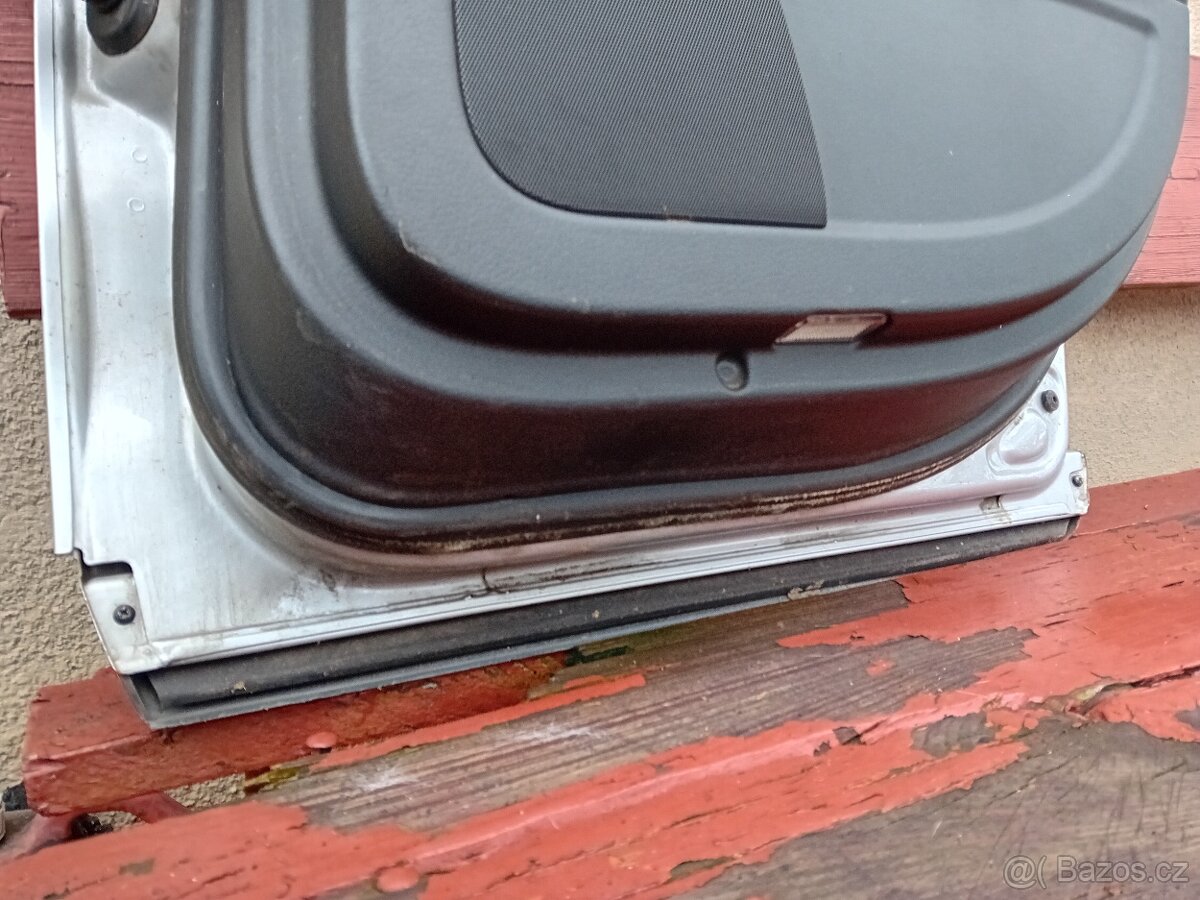 Dveře z AUDI A4 B7 Avant - 5