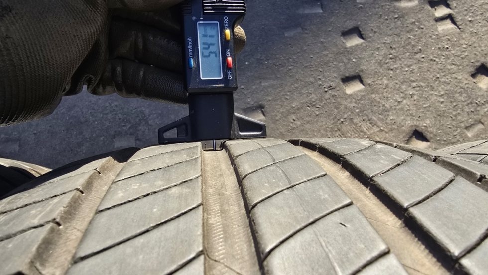 Letní pneu 225/40/18 Michelin - 5