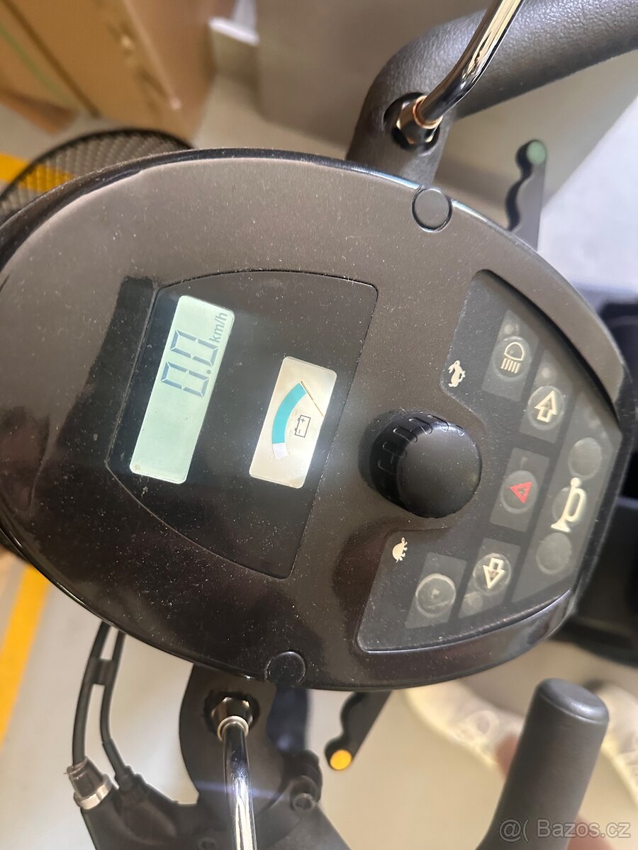 Elektrický invalidní skútr - 5