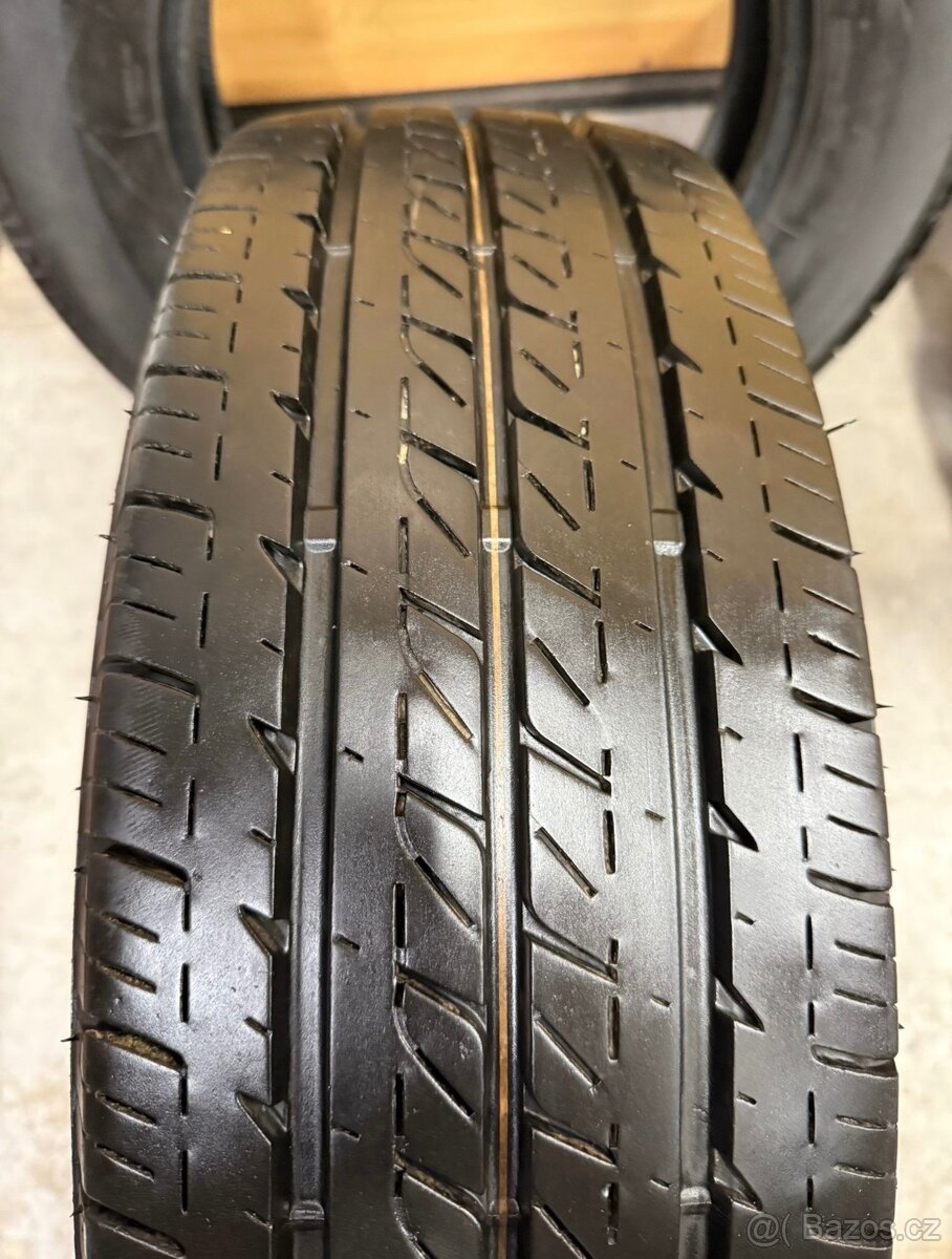 Letní pneu 215/75/16C č.1 - 5