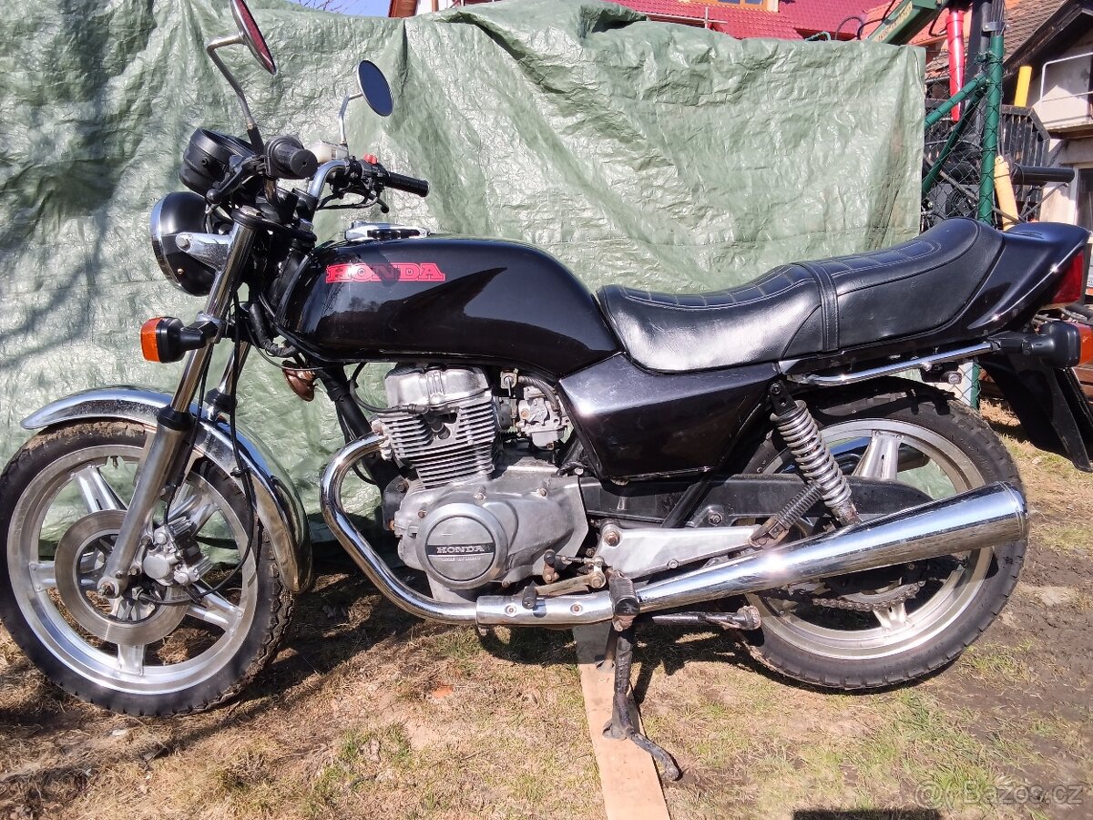 Honda CB 250 - 5