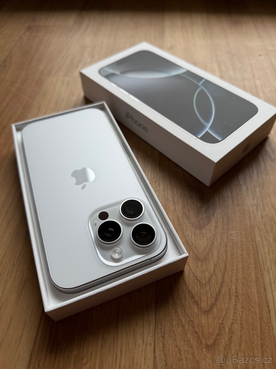 Apple iPhone 16 Pro 128GB bílý titan - 5