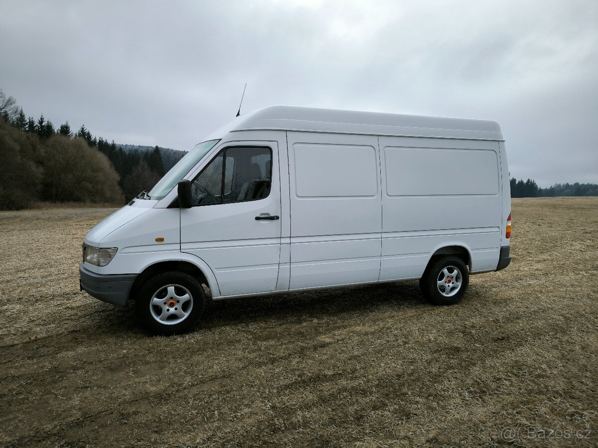 Mercedes-Benz Sprinter 312 - 5