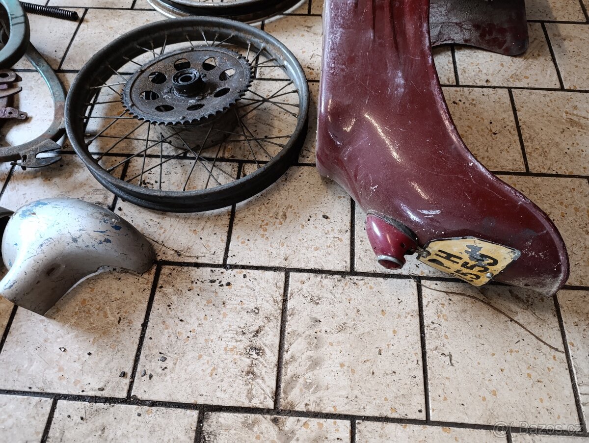 Jawa 555 - 5