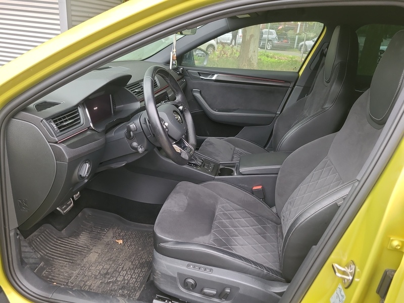 Škoda Superb 3 Sportline 2.0 TSI 206kW 4x4 DSG / Dragon skin - 5