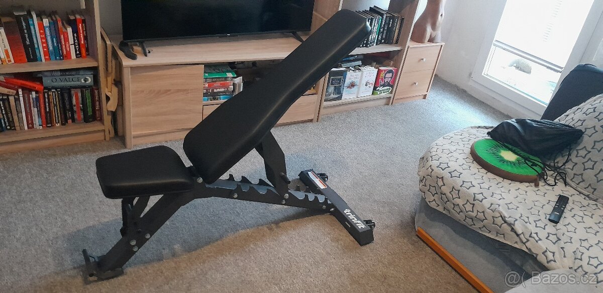 Posilovací lavice TRINFIT Bench L8 PRO - 5