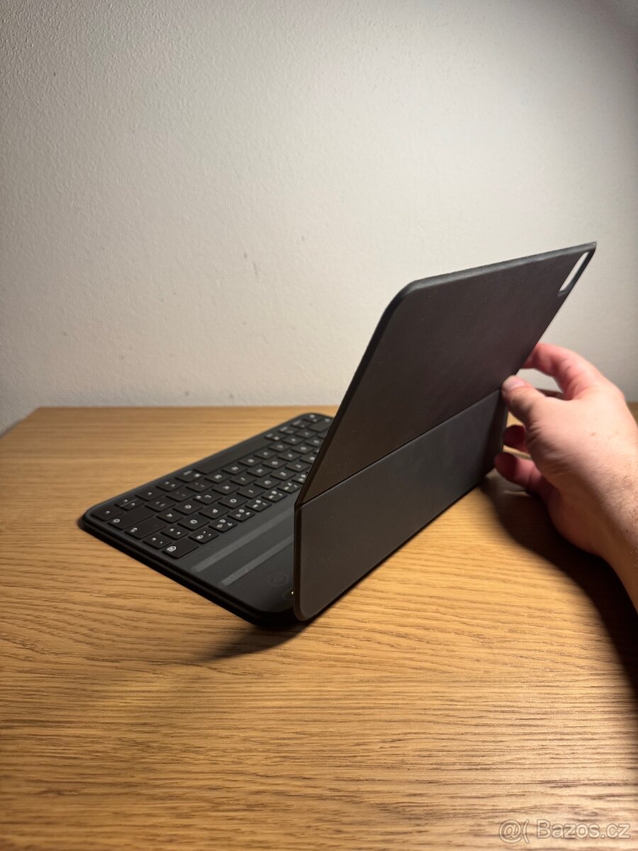 Klávesnice iPad Pro 11” a Air 4, 5, 6 a 7. generace - 5