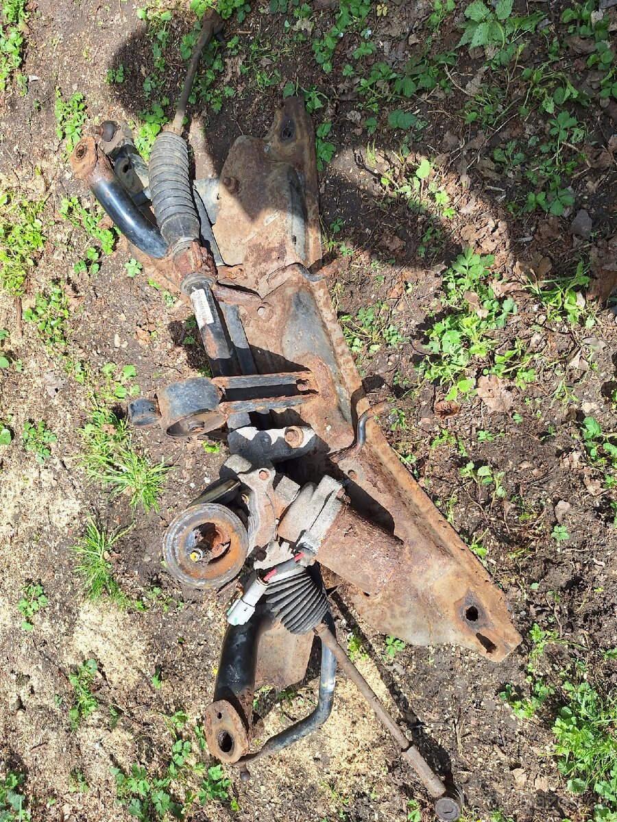 Predni napravnice s řízením Suzuki swift - 5