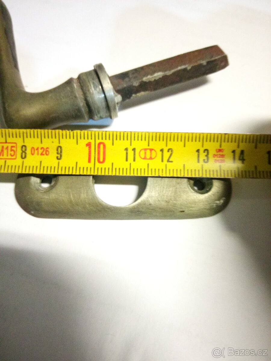 Okenní klička a - 5