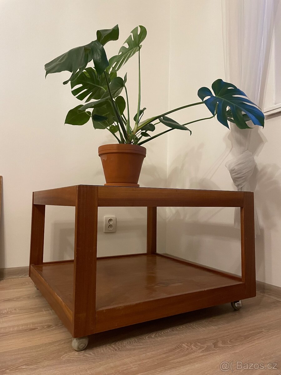 Skleněný vintage stůl/vitrína - 5