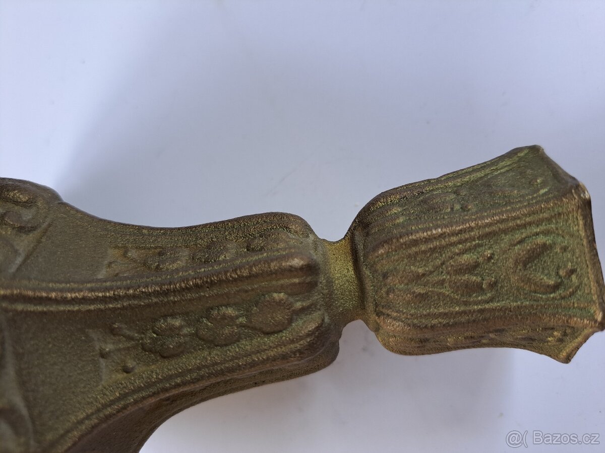 S V I E T N I K. - 5