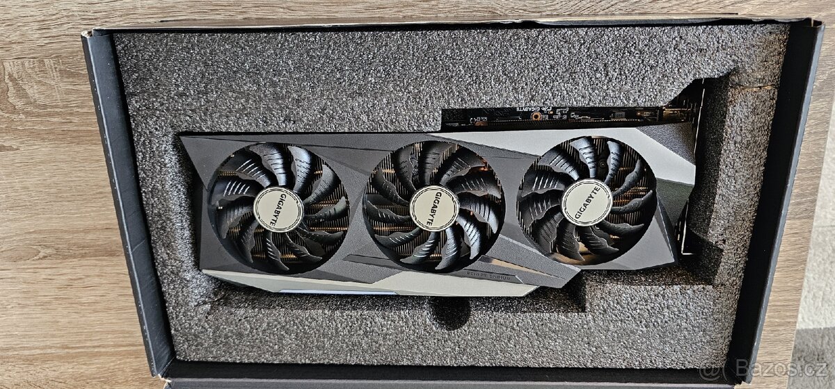 GIGABYTE GeForce RTX 3080 Ti GAMING OC 12G - 5