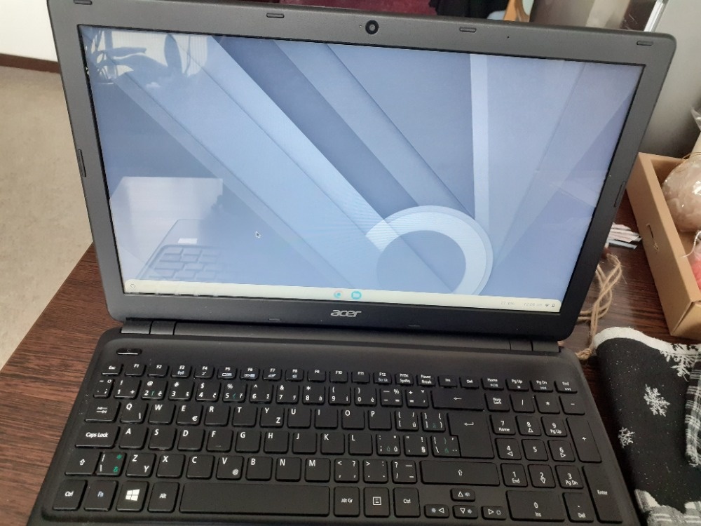 NOTEBOOK Acer Aspire E1-522 + OS - 5